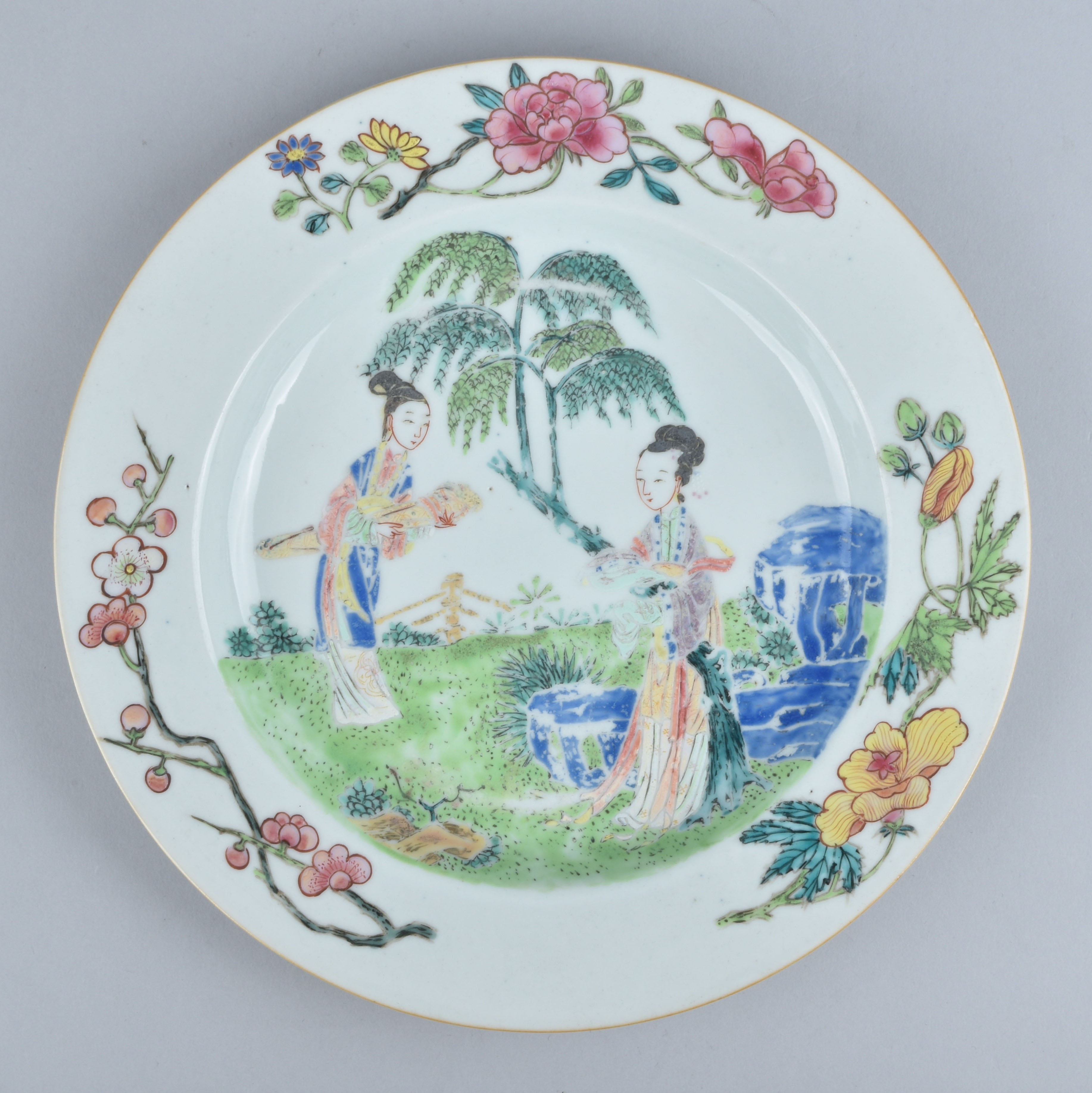 Famille rose Porcelain Yongzheng (1723-1735), China Famille rose Porcelain Yongzheng (1723-1735), China