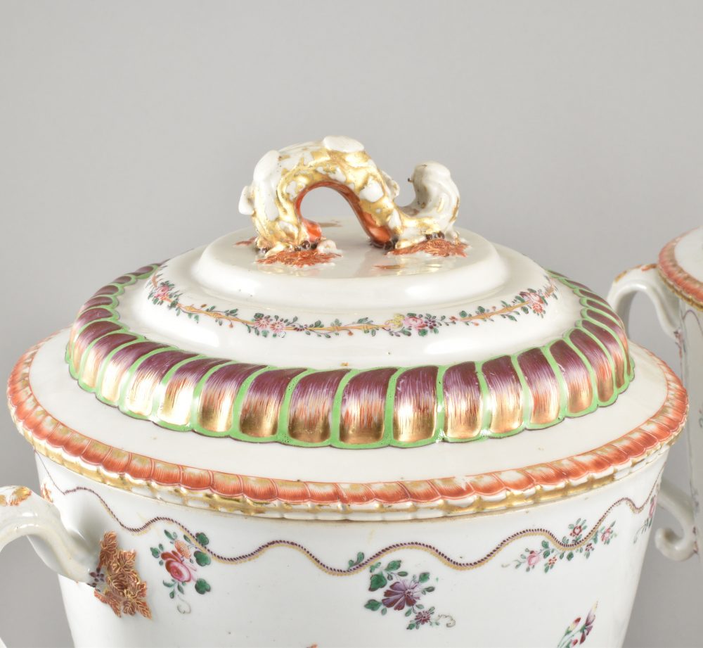 Porcelaine Qianlong (1735-1795), circa 1780/90, China Porcelaine Qianlong (1735-1795), circa 1780/90, China