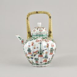 Famille verte Porcelaine Kangxi (1662-1722), Chine Famille verte Porcelaine Kangxi (1662-1722), Chine
