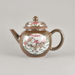 Famille rose Porcelaine Début de l'époque Qianlong (&736-1795), Chine Famille rose Porcelaine Début de l'époque Qianlong (&736-1795), Chine