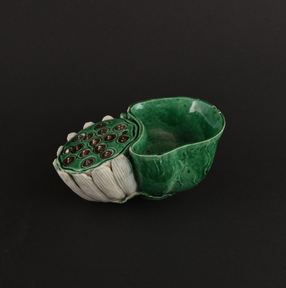 Famille verte Porcelaine (biscuit) Kangxi (1662-1722), ca. 1690/1710, China Famille verte Porcelaine (biscuit) Kangxi (1662-1722), ca. 1690/1710, China