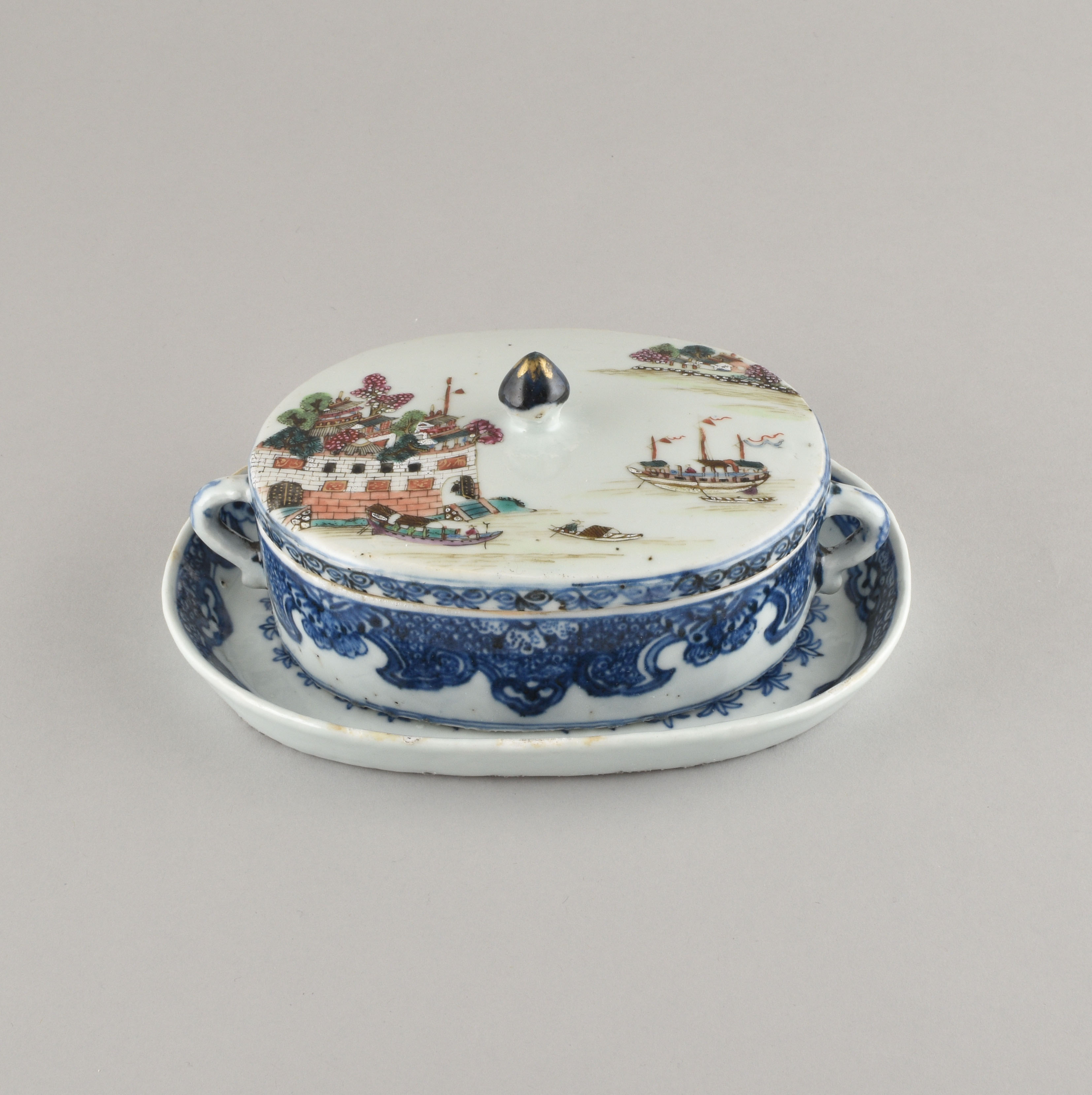 Famille rose Porcelaine Qianlong (1736-1795), ca. 1780, Chine Famille rose Porcelaine Qianlong (1736-1795), ca. 1780, Chine