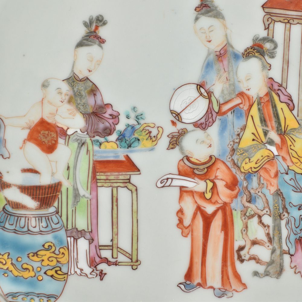 Famille rose Porcelaine Qianlong period (1736-1795), circa 1750/1760, China Famille rose Porcelaine Qianlong period (1736-1795), circa 1750/1760, China