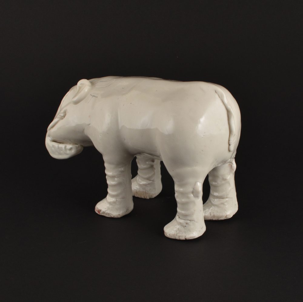 Porcelain (Dehua) Kangxi (1662-1722), ca. 1675-1725, Chine Porcelain (Dehua) Kangxi (1662-1722), ca. 1675-1725, Chine