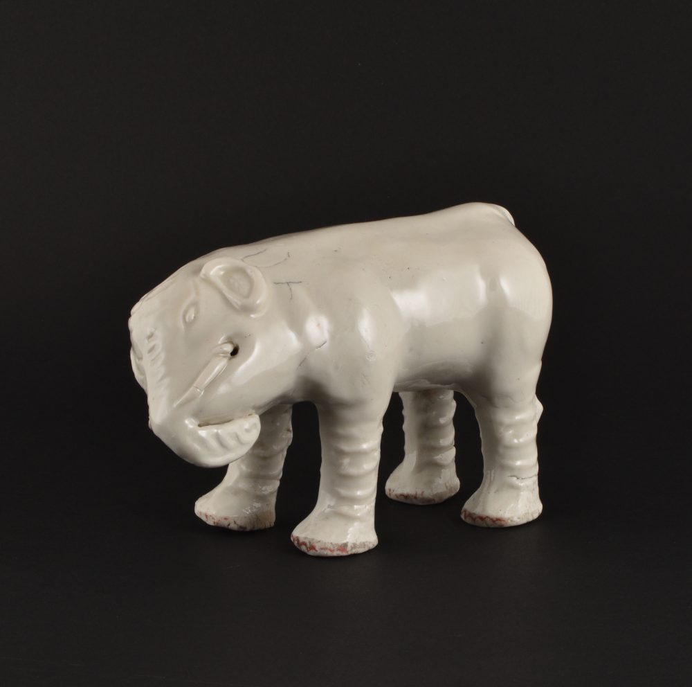 Porcelain (Dehua) Kangxi (1662-1722), ca. 1675-1725, Chine Porcelain (Dehua) Kangxi (1662-1722), ca. 1675-1725, Chine