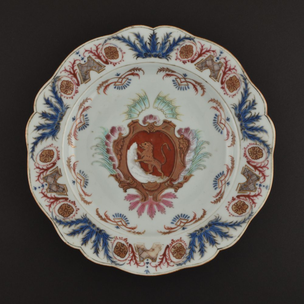 Porcelaine Yongzheng period (1723-1735), ca. 1730, Chine Porcelaine Yongzheng period (1723-1735), ca. 1730, Chine
