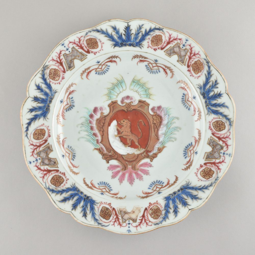Porcelaine Yongzheng period (1723-1735), ca. 1730, Chine Porcelaine Yongzheng period (1723-1735), ca. 1730, Chine