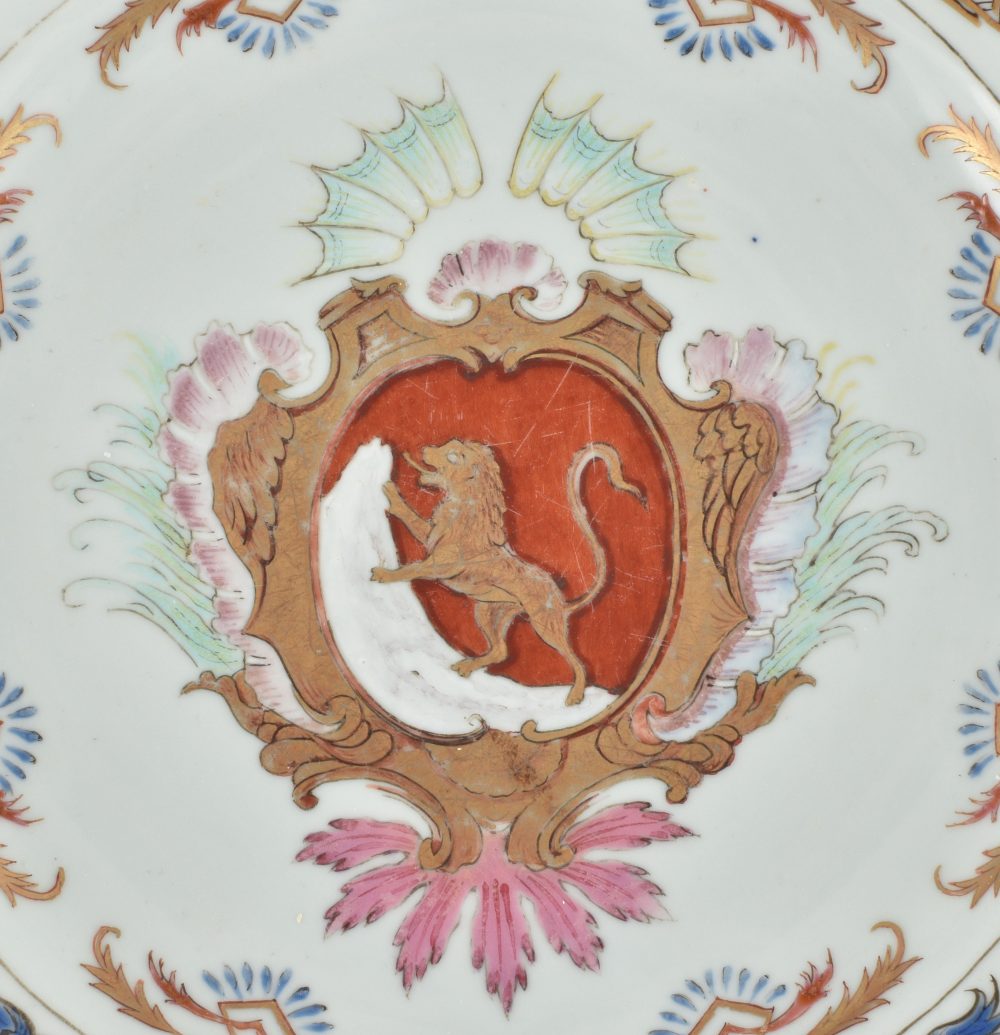 Porcelaine Yongzheng period (1723-1735), ca. 1730, Chine Porcelaine Yongzheng period (1723-1735), ca. 1730, Chine