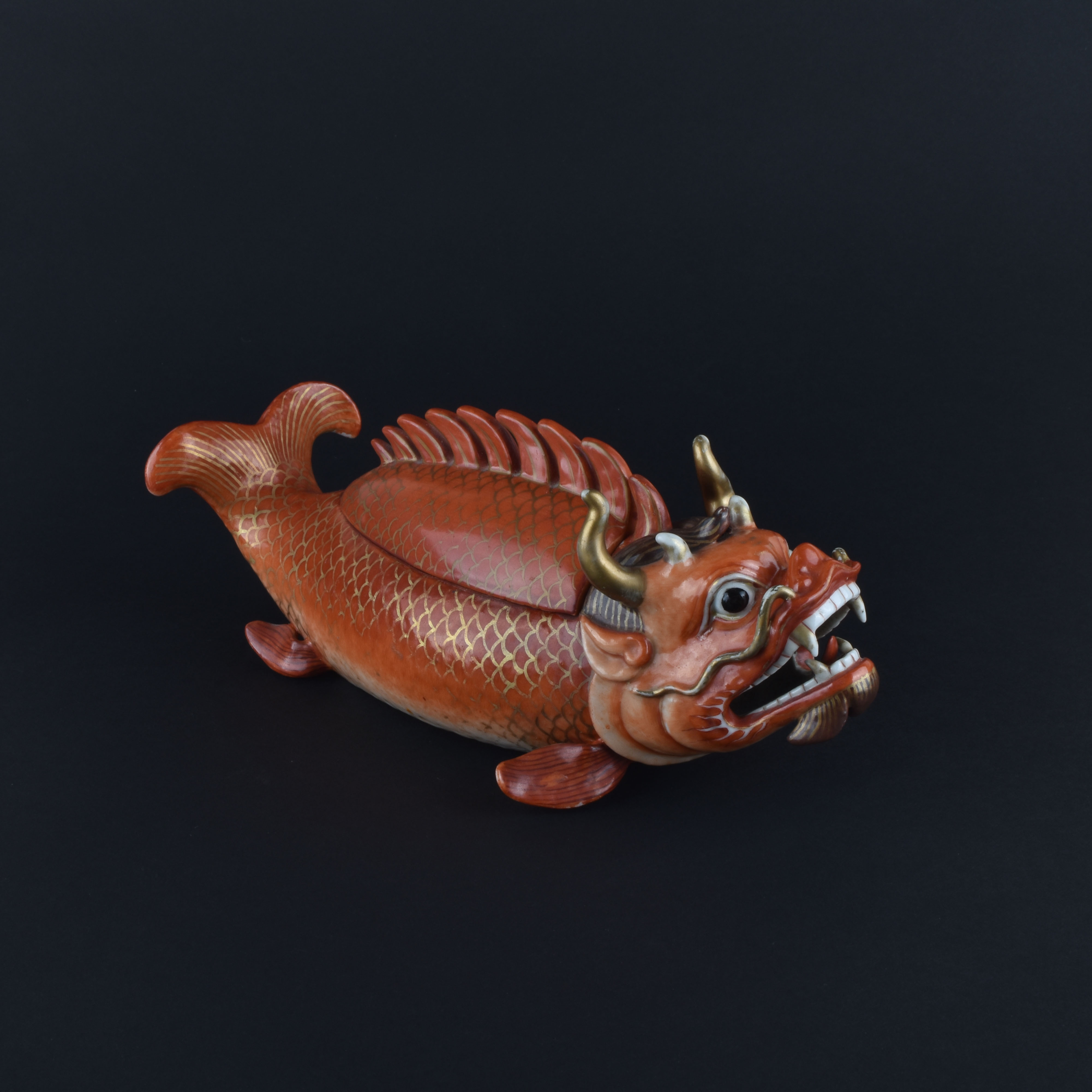 Porcelaine Qianlong (1735-1795), circa 1770, Chine Porcelaine Qianlong (1735-1795), circa 1770, Chine
