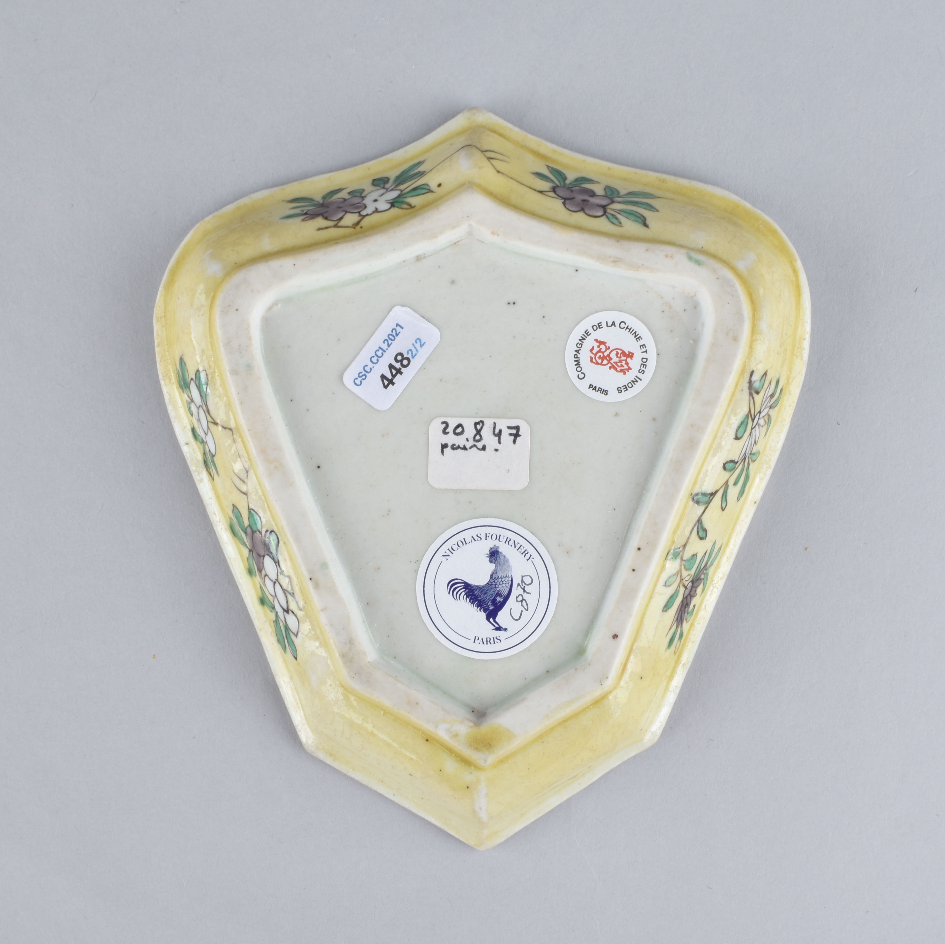 Famille verte Porcelaine (biscuit) Kangxi (1662-1722), Chine Famille verte Porcelaine (biscuit) Kangxi (1662-1722), Chine