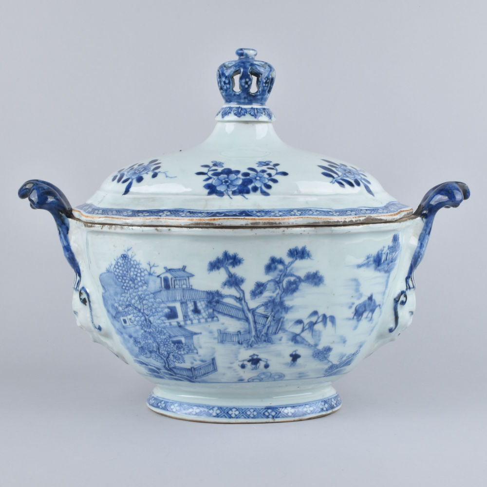 Porcelaine (biscuit) Qianlong (1735-1795), circa 1760, Chine Porcelaine (biscuit) Qianlong (1735-1795), circa 1760, Chine