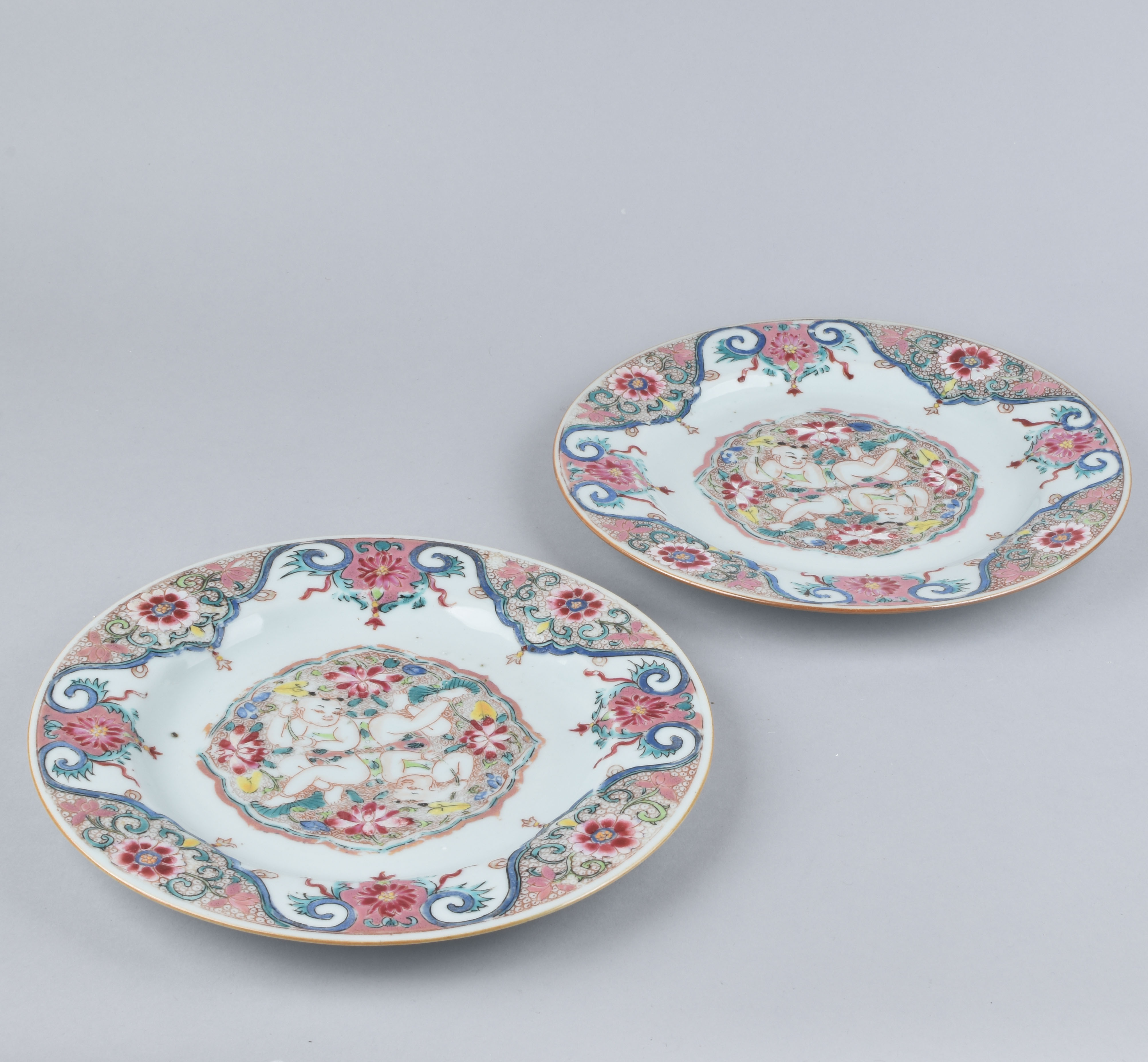 Porcelaine Yongzheng (1723-1735), circa 1735, China Porcelaine Yongzheng (1723-1735), circa 1735, China