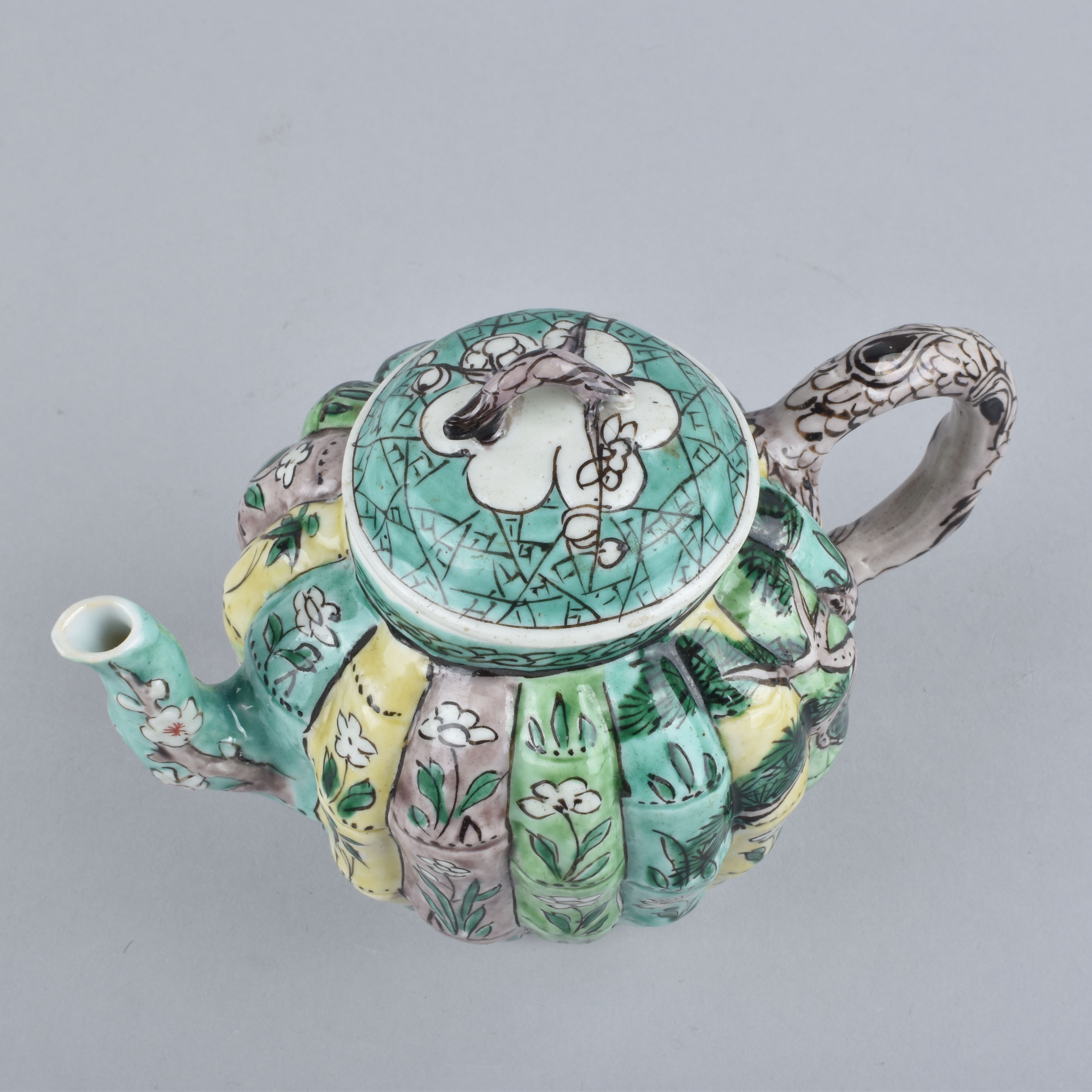 Famille verte Porcelaine (biscuit) Kangxi (1662-1722), Chine Famille verte Porcelaine (biscuit) Kangxi (1662-1722), Chine