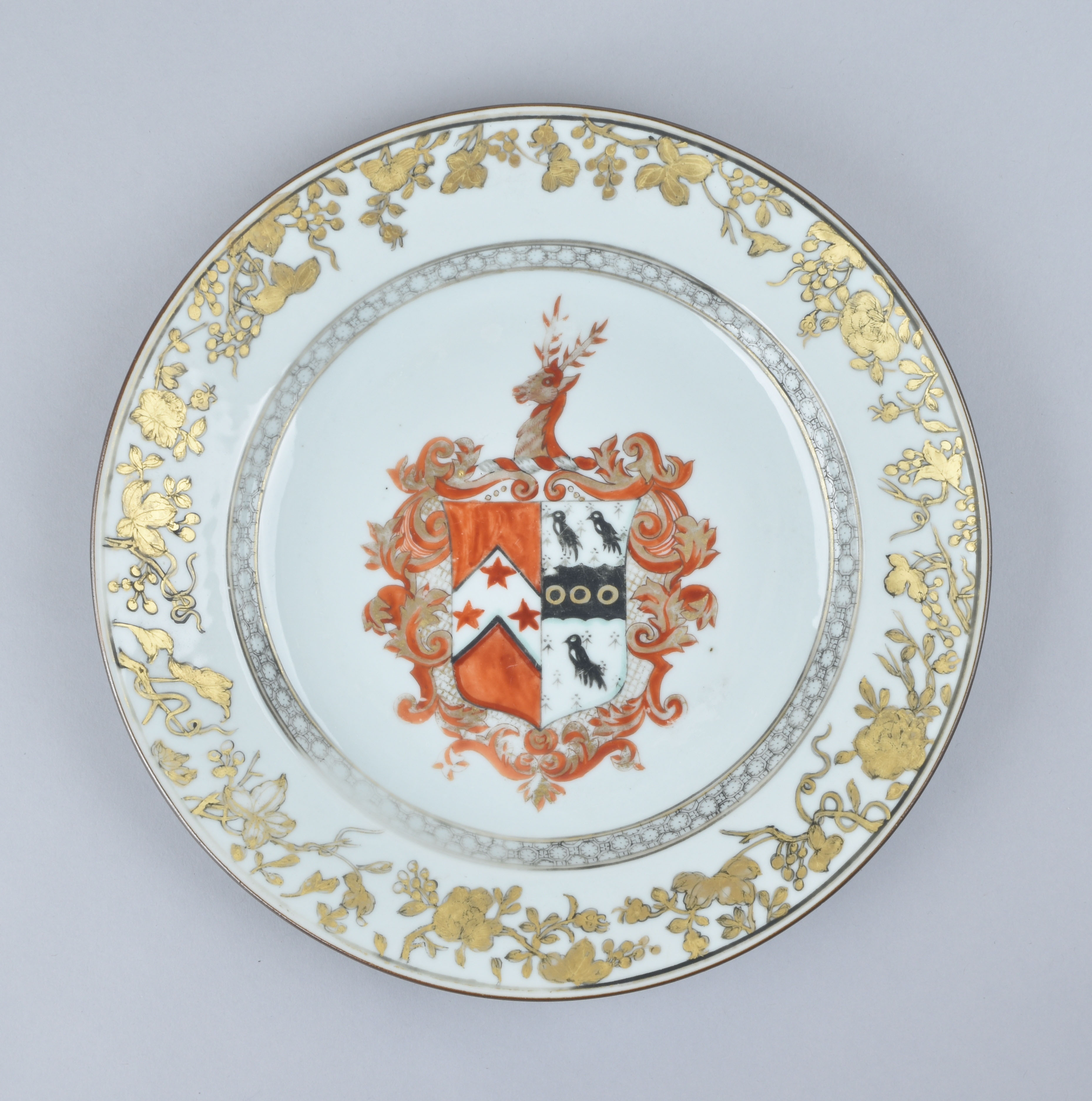 Porcelaine Yongzheng (1723-1735), circa 1735, Chine Porcelaine Yongzheng (1723-1735), circa 1735, Chine