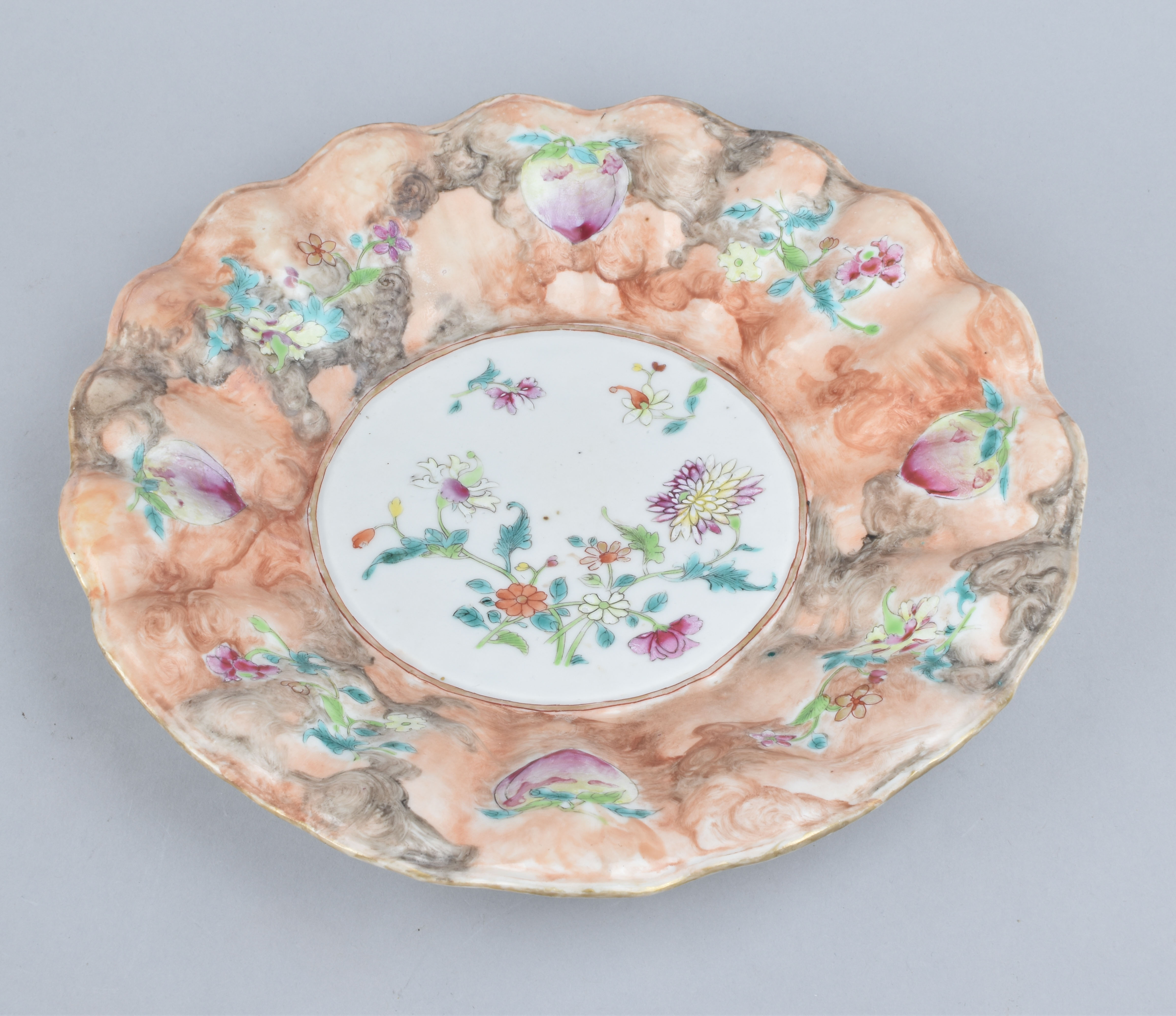 Porcelaine Qianlong (1735-1795), circa 1755, Chine Porcelaine Qianlong (1735-1795), circa 1755, Chine