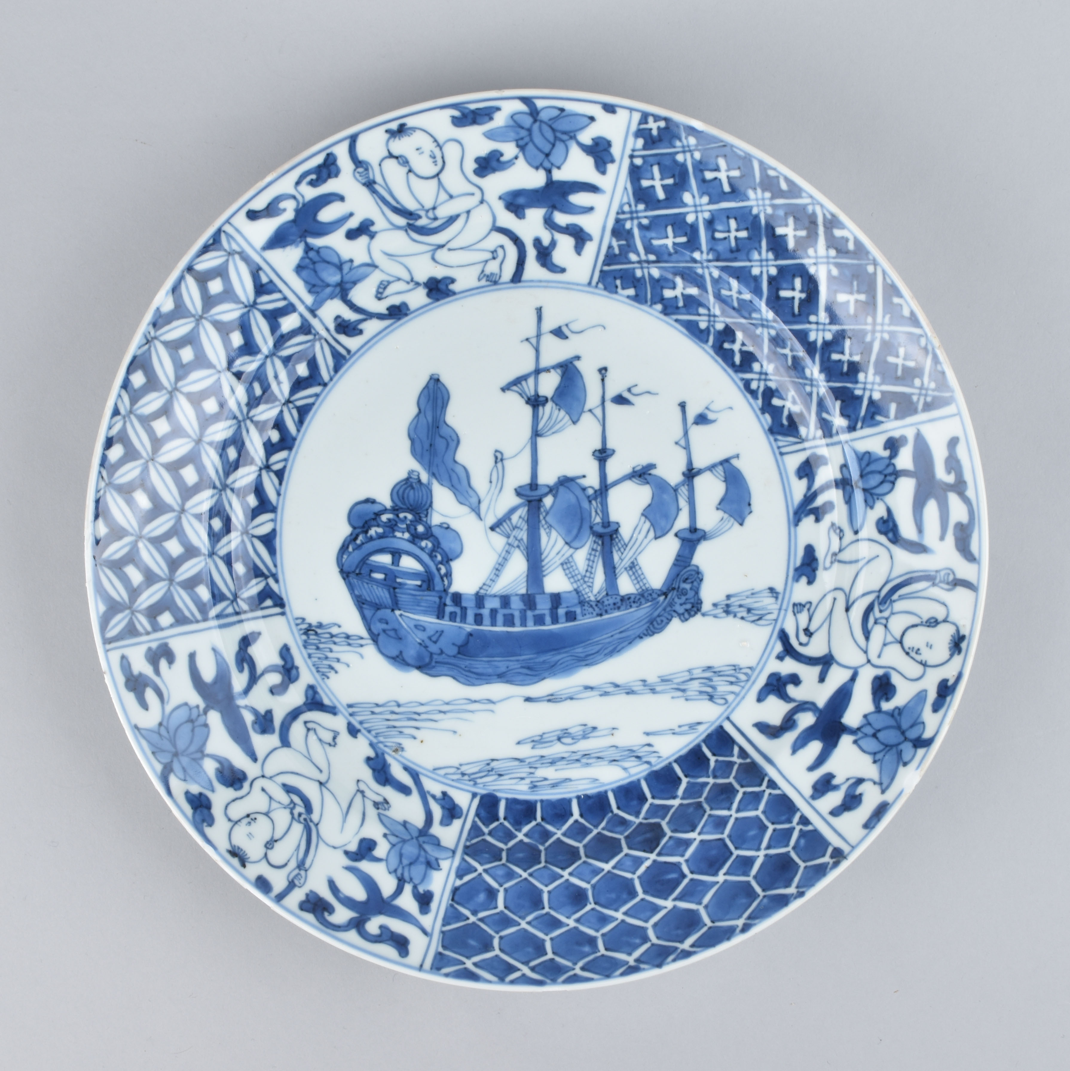 Porcelaine Kangxi (1662-1722), ca. 1690/1710, Chine Porcelaine Kangxi (1662-1722), ca. 1690/1710, Chine