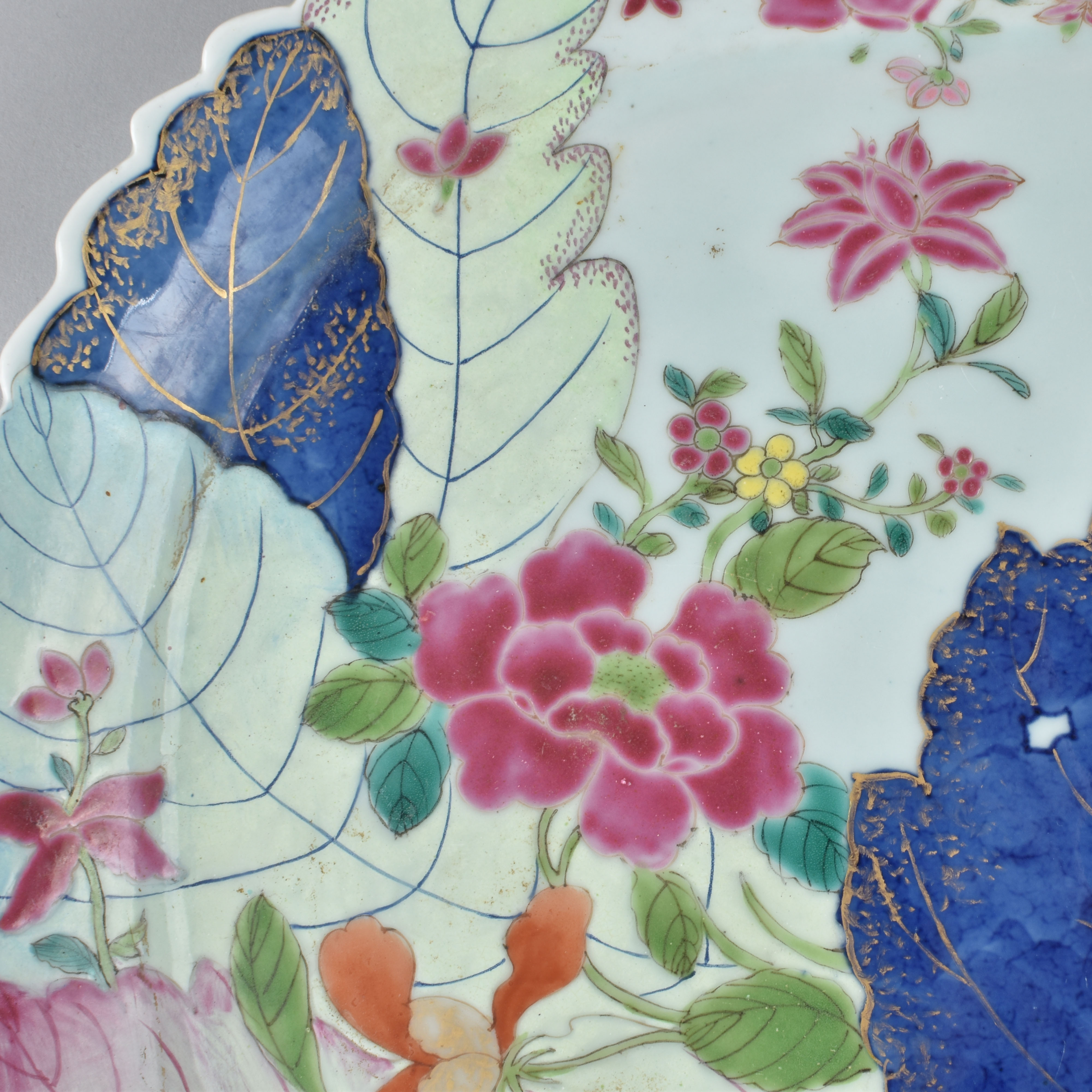 Porcelaine Qianlong (1735-1795), circa 1770, Chine Porcelaine Qianlong (1735-1795), circa 1770, Chine