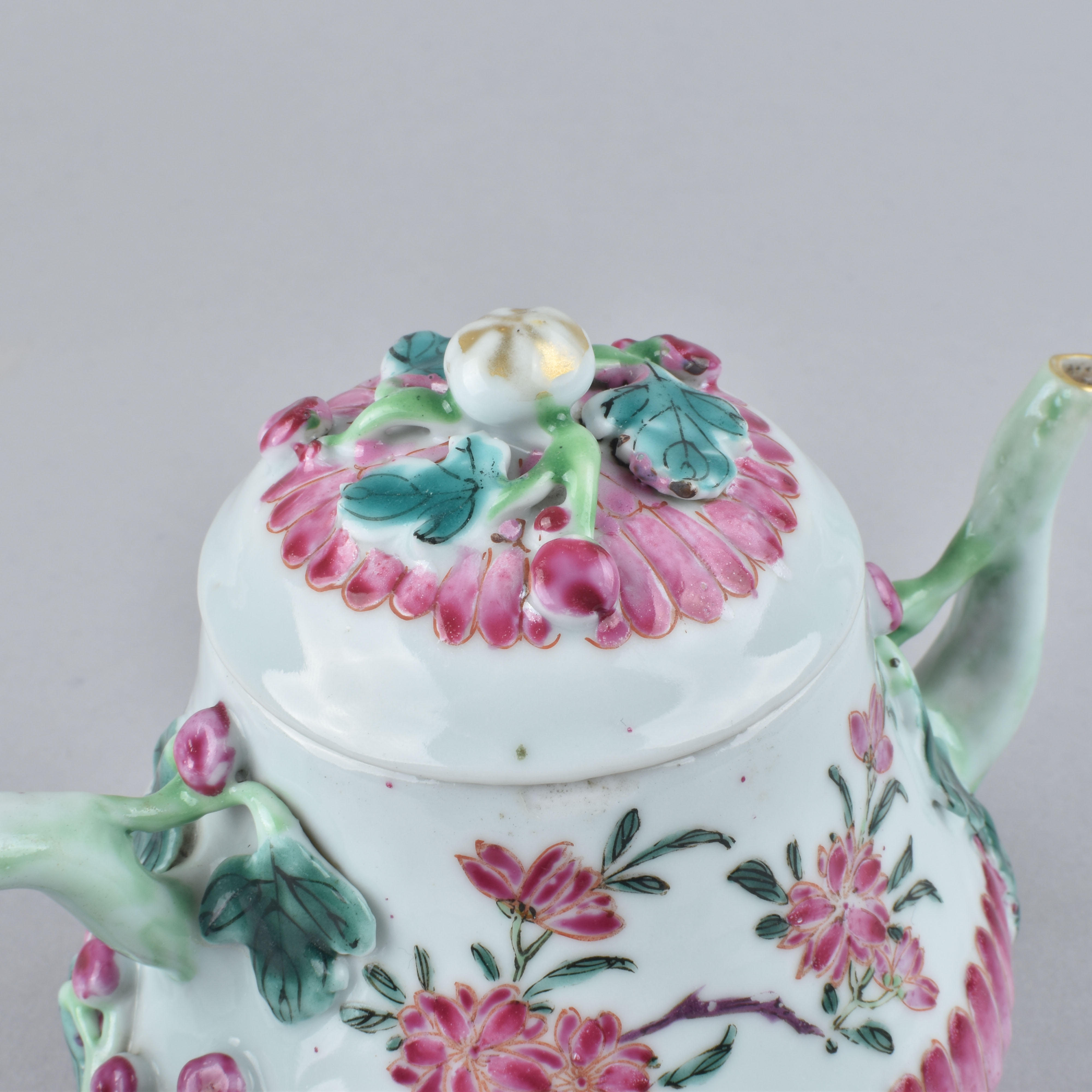 Porcelaine Yongzheng (1723-1735), ca. 1735, China Porcelaine Yongzheng (1723-1735), ca. 1735, China