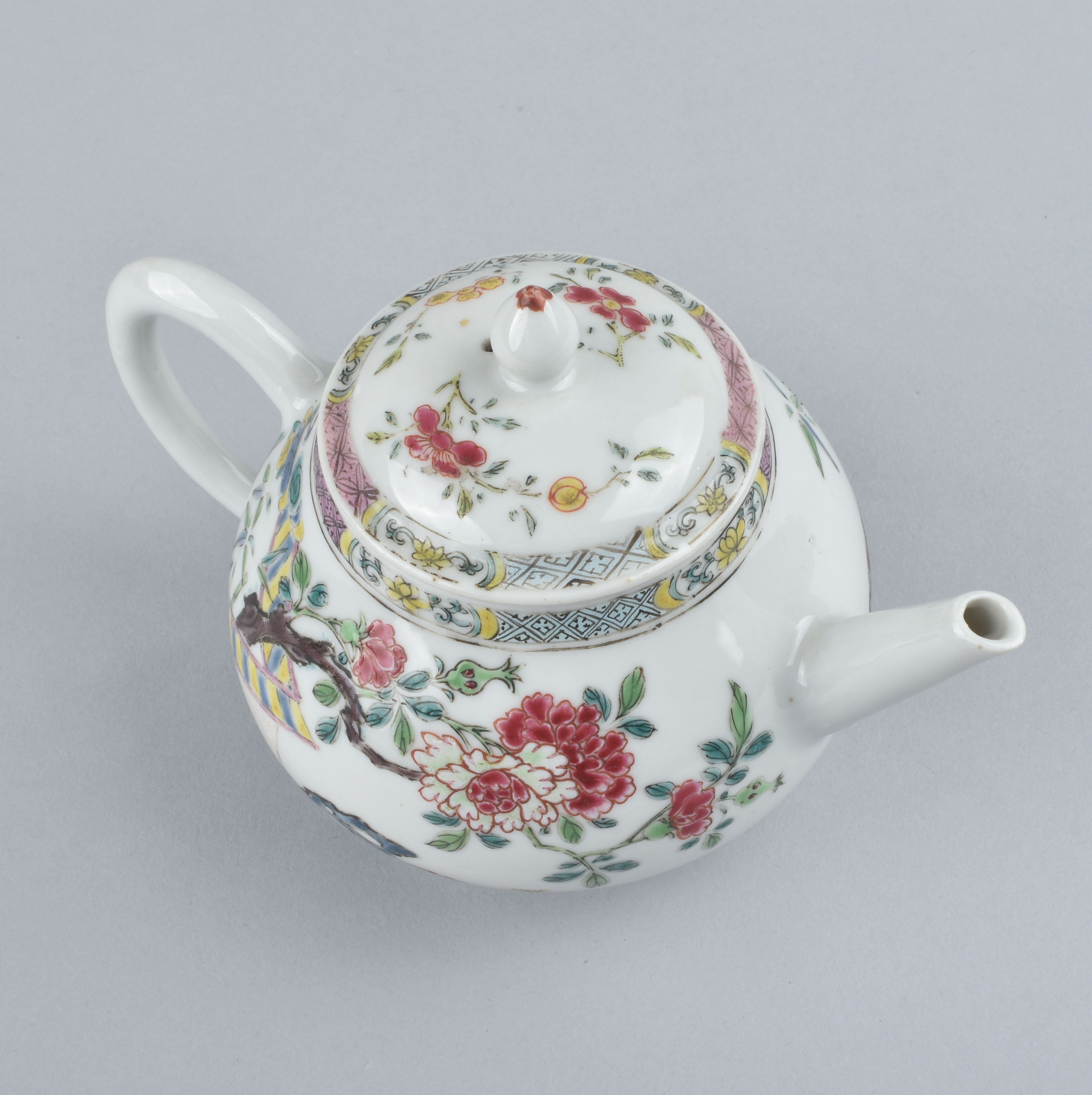 Porcelaine Yongzheng (1723-1735), Chine Porcelaine Yongzheng (1723-1735), Chine