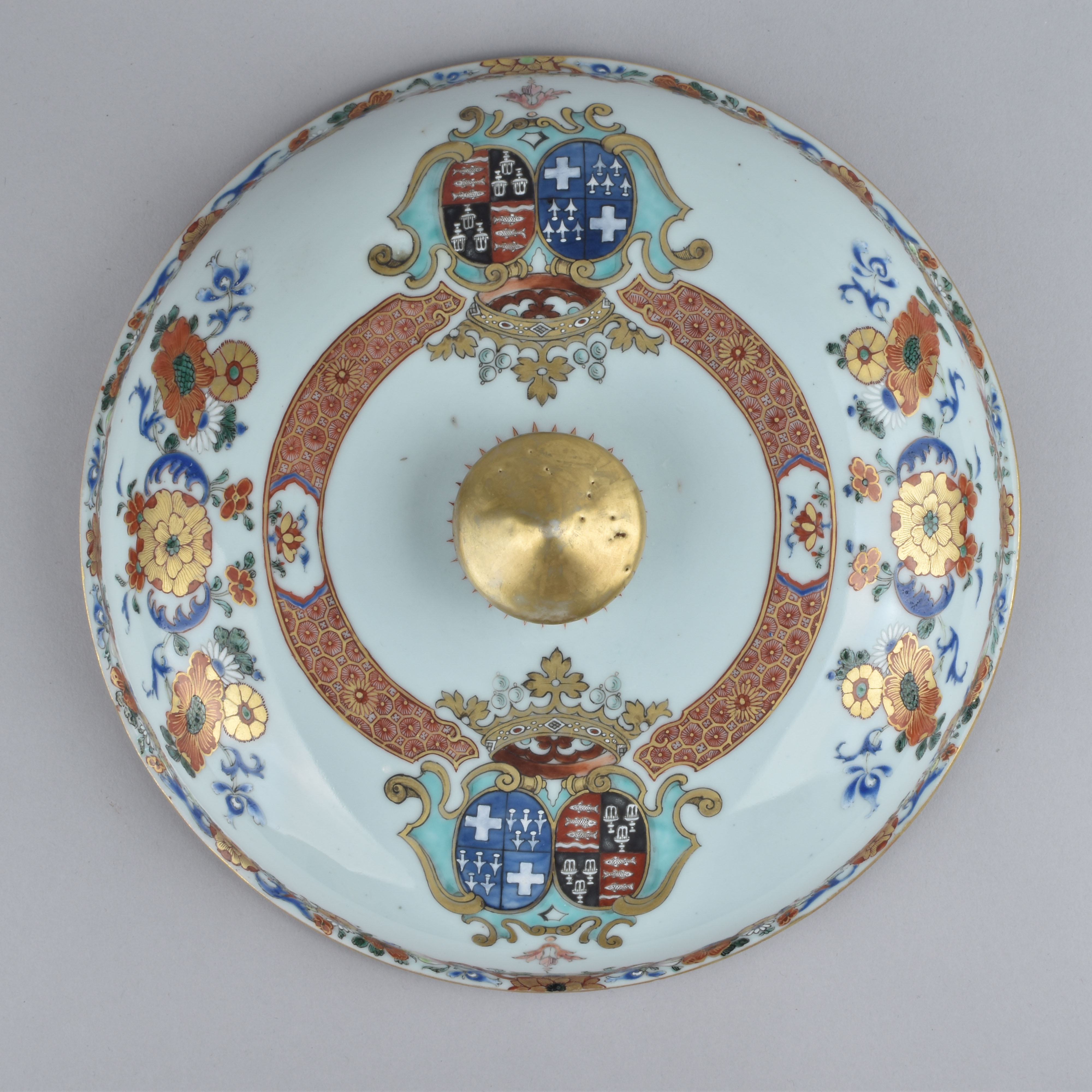 Porcelaine Yongzheng (1723-1735), ca. 1724, Chine Porcelaine Yongzheng (1723-1735), ca. 1724, Chine