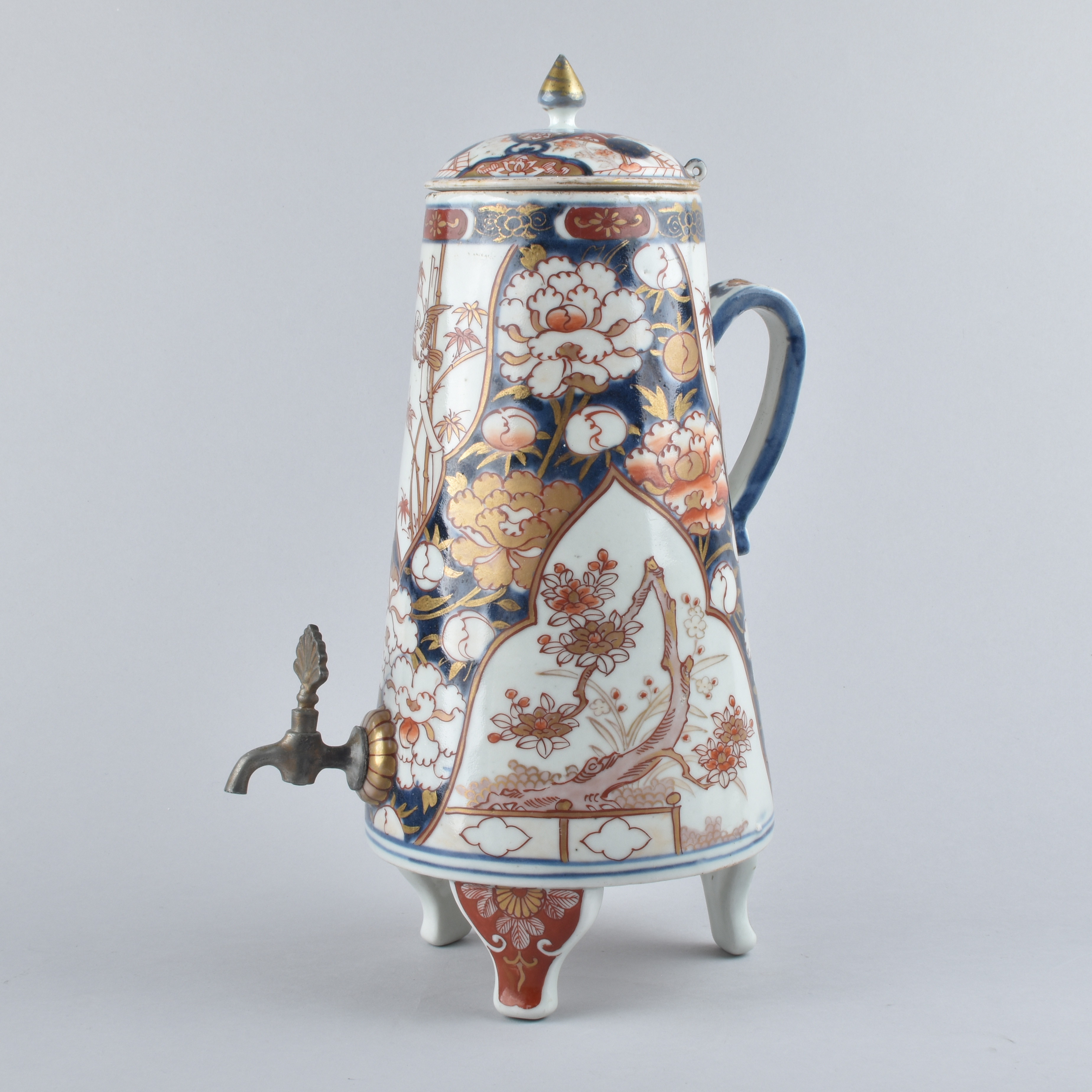 Porcelaine Edo (XVIIIe siècle.), ca. 1700/1730, Japon Porcelaine Edo (XVIIIe siècle.), ca. 1700/1730, Japon