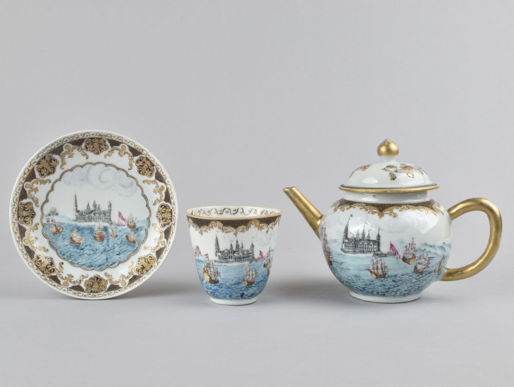 Porcelaine Yongzheng (1723-1735), ca. 1730/1740, Chine Porcelaine Yongzheng (1723-1735), ca. 1730/1740, Chine