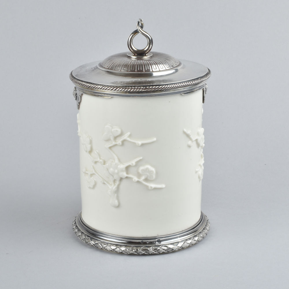 Porcelaine (et monture en argent massif) Kangxi (1662-1722), la monture du XIXe siècle, Chine