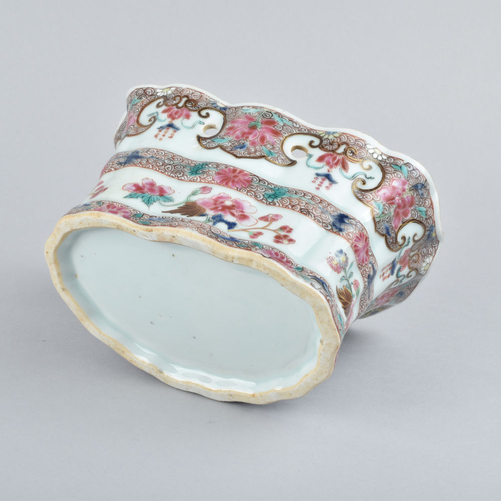 Porcelaine Yongzheng / Qianlong, ca. 1730/1740, Chine Porcelaine Yongzheng / Qianlong, ca. 1730/1740, Chine