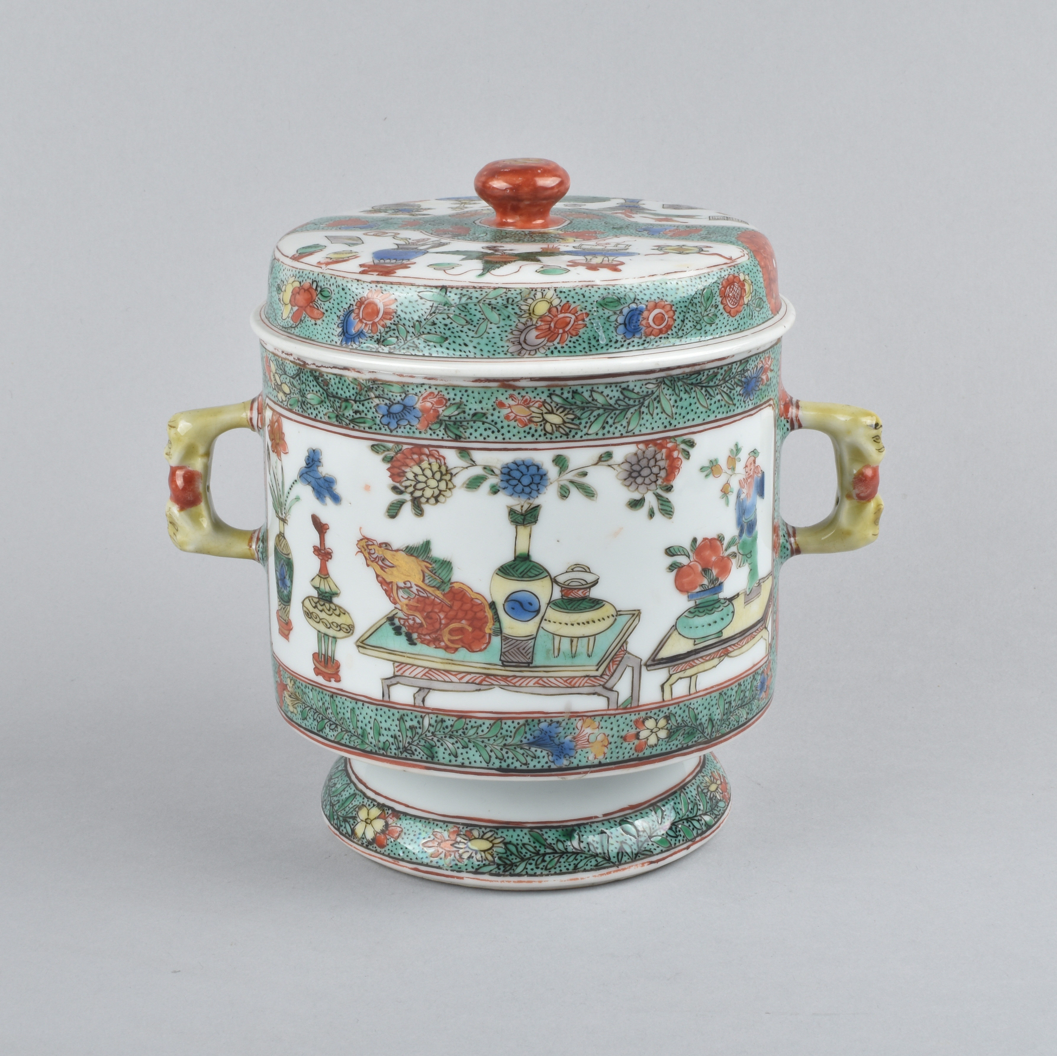 Famille verte 16 cm Kangxi (1662-1722), Chine Famille verte 16 cm Kangxi (1662-1722), Chine