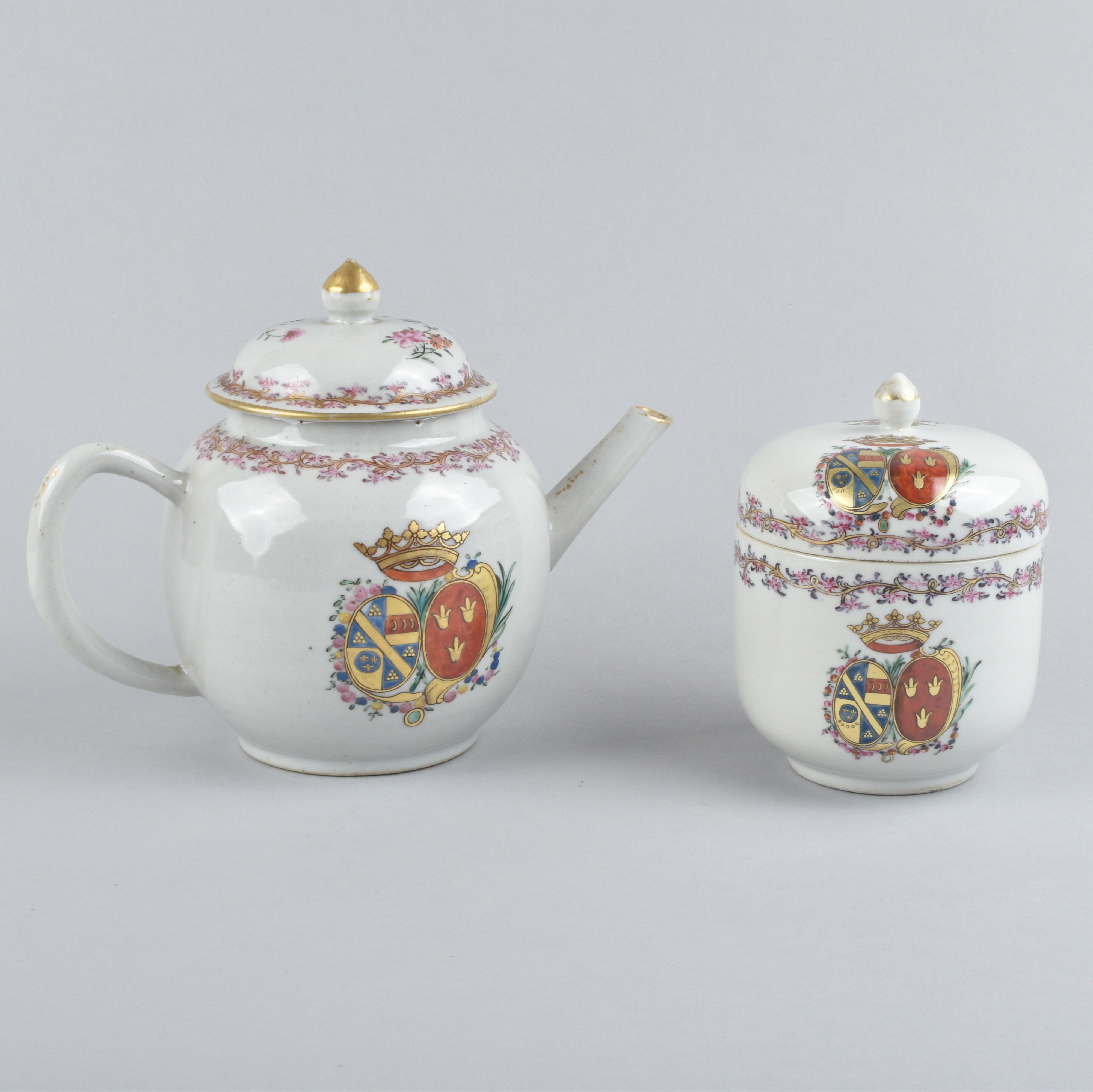 Porcelaine Qianlong (1735-1795), circa 1765, Chine Porcelaine Qianlong (1735-1795), circa 1765, Chine