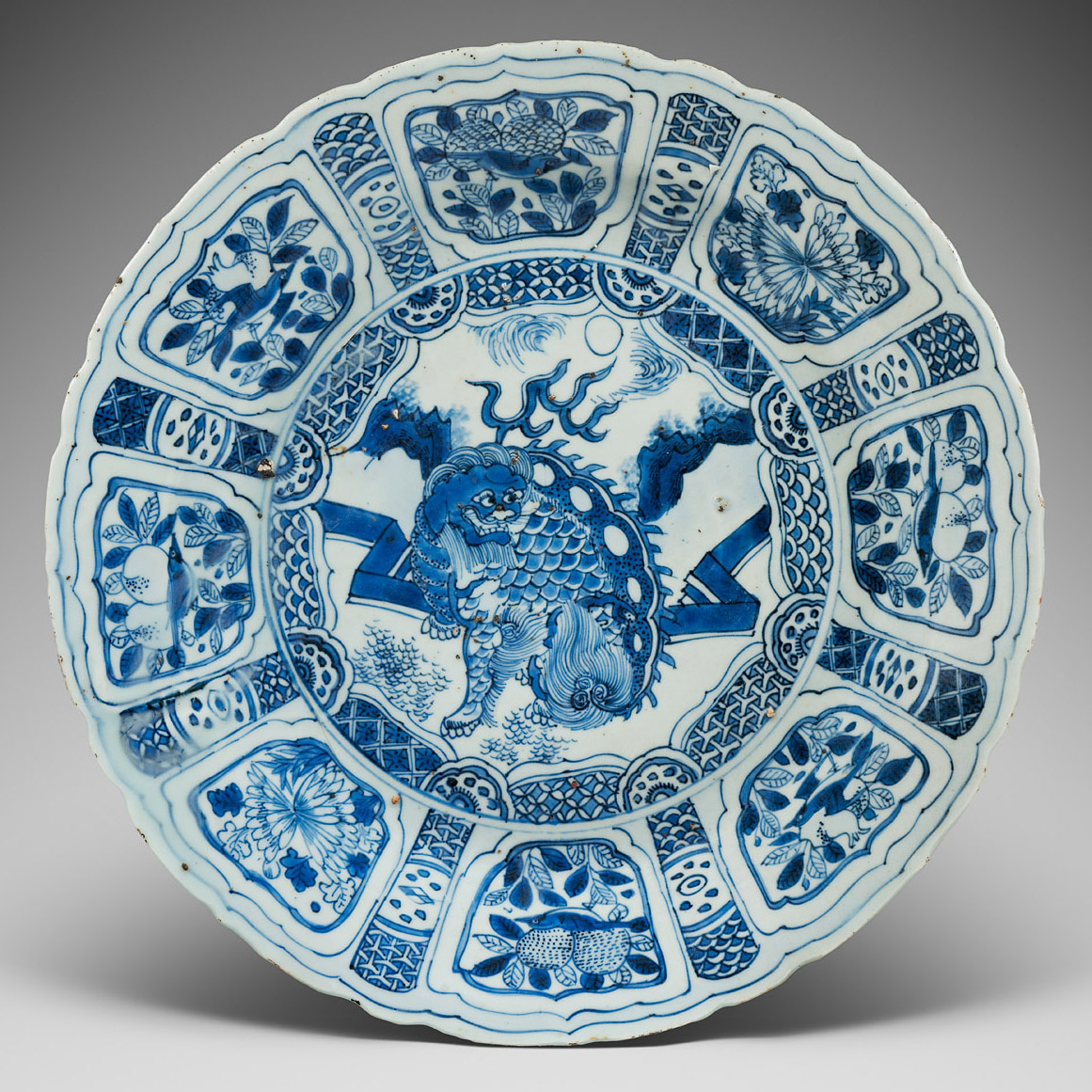 Porcelaine Fin de la dynastie Ming (1368-1644), ca 1610-1630, Chine