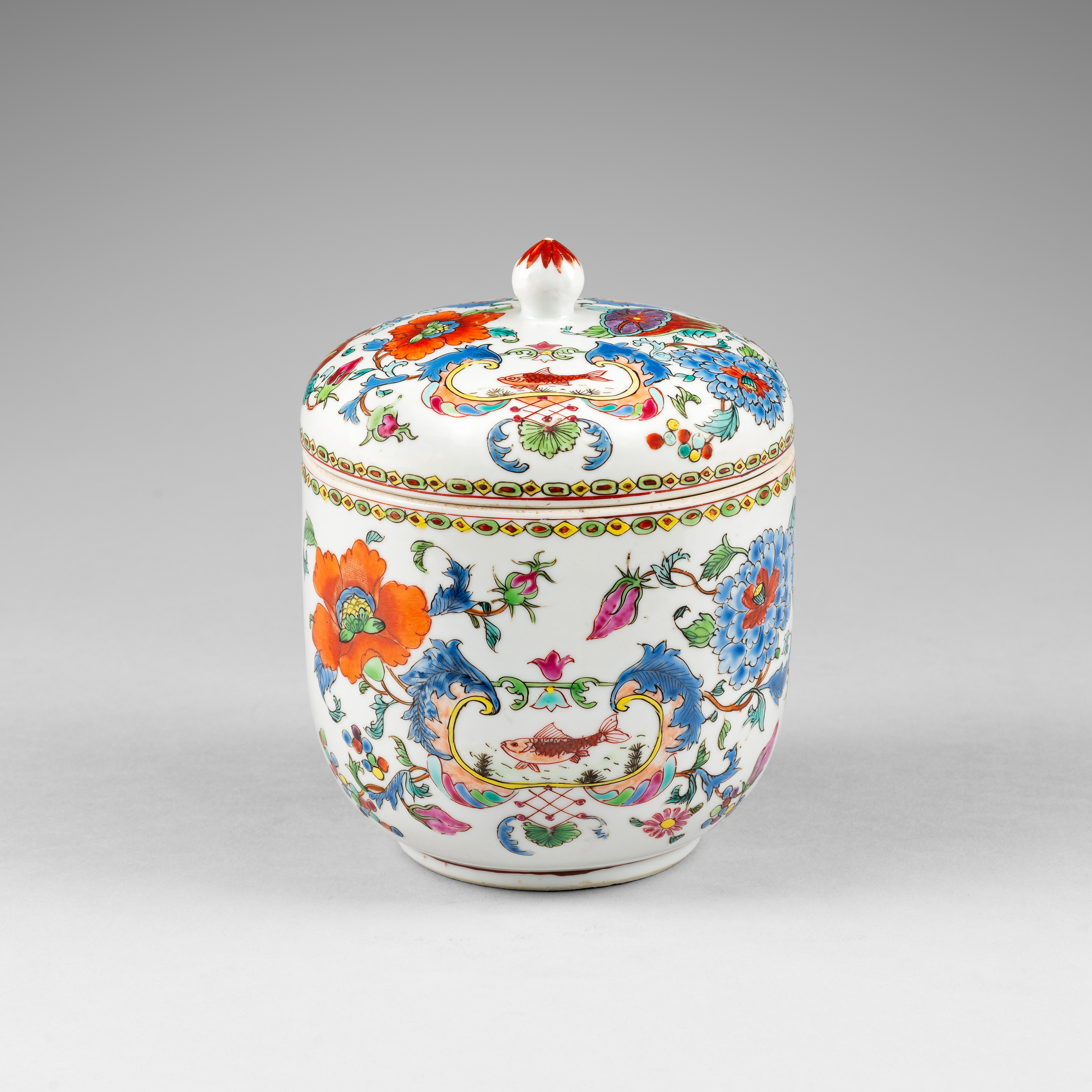 Porcelaine Yongzheng / Qianlong (1736-1795), Chine Porcelaine Yongzheng / Qianlong (1736-1795), Chine