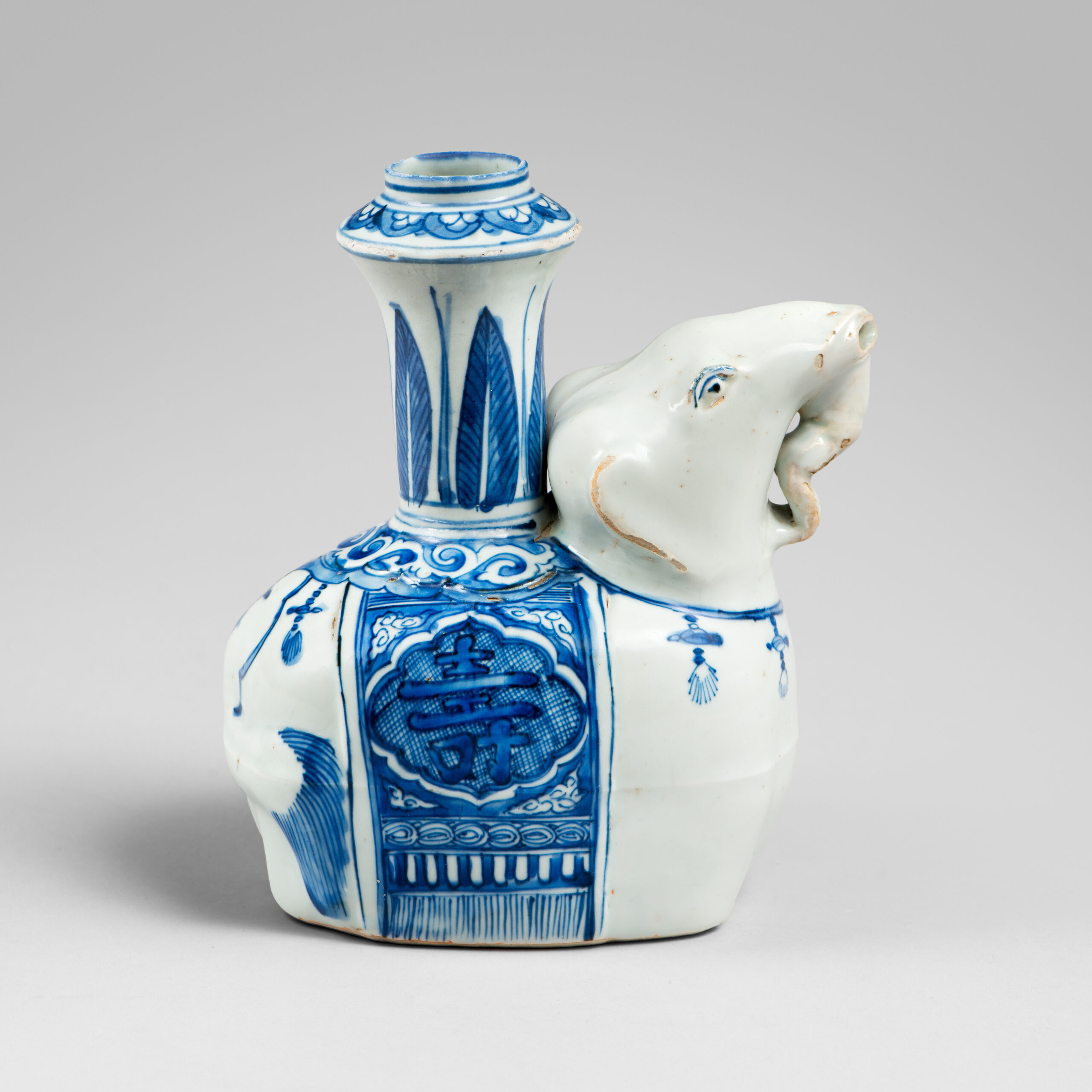 elephant-kendi-ming-blue-white
