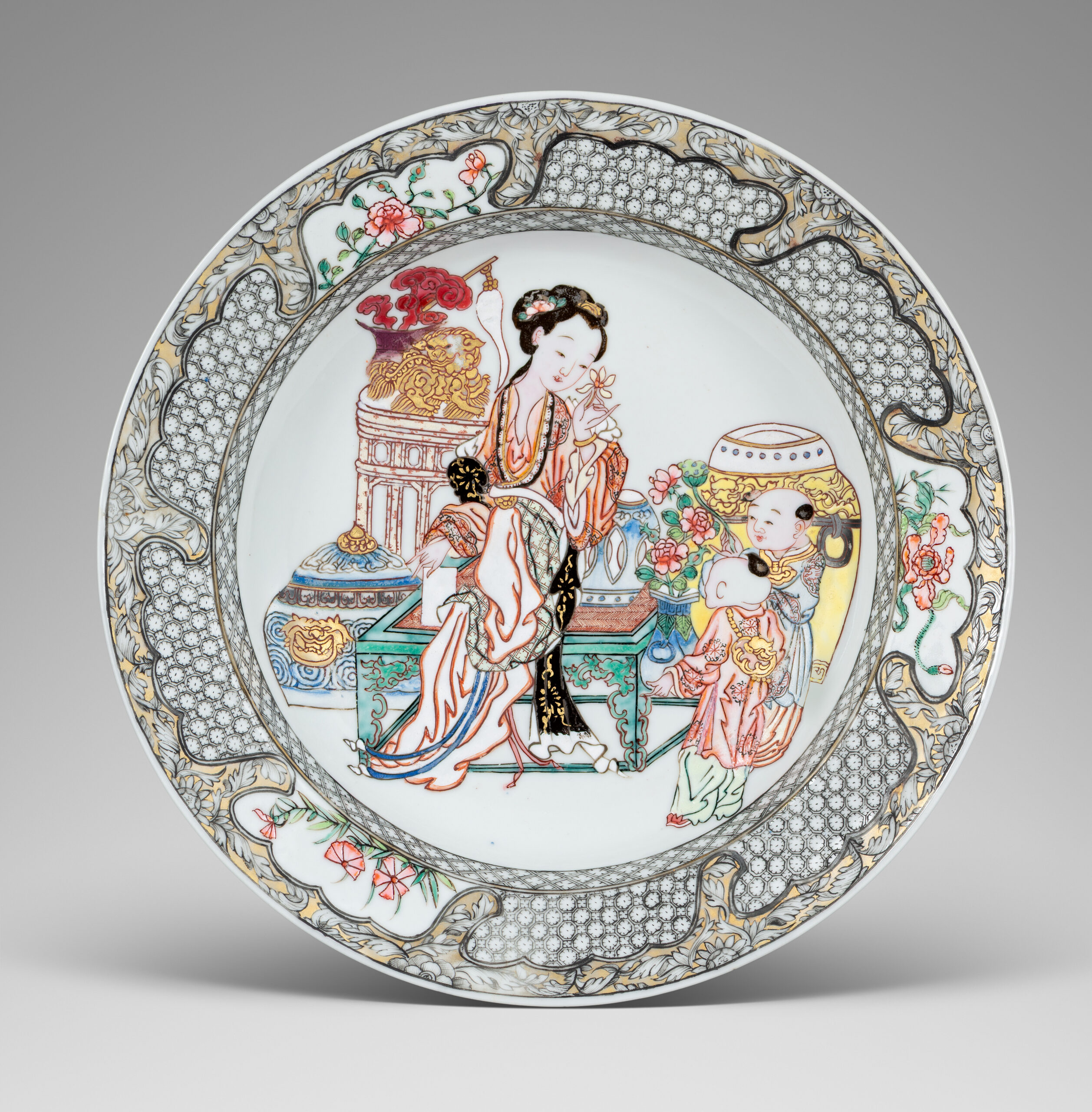 famille-rose-eggshell-yongzheng-lady-china-porcelain