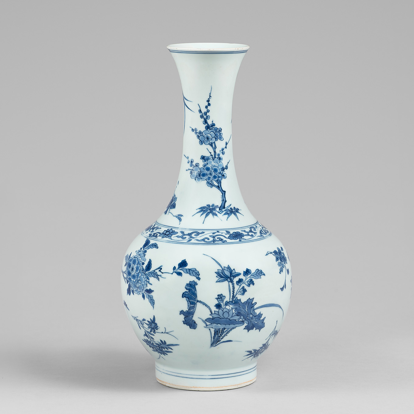 transitional-vase-blue-white-chinese-china-ming